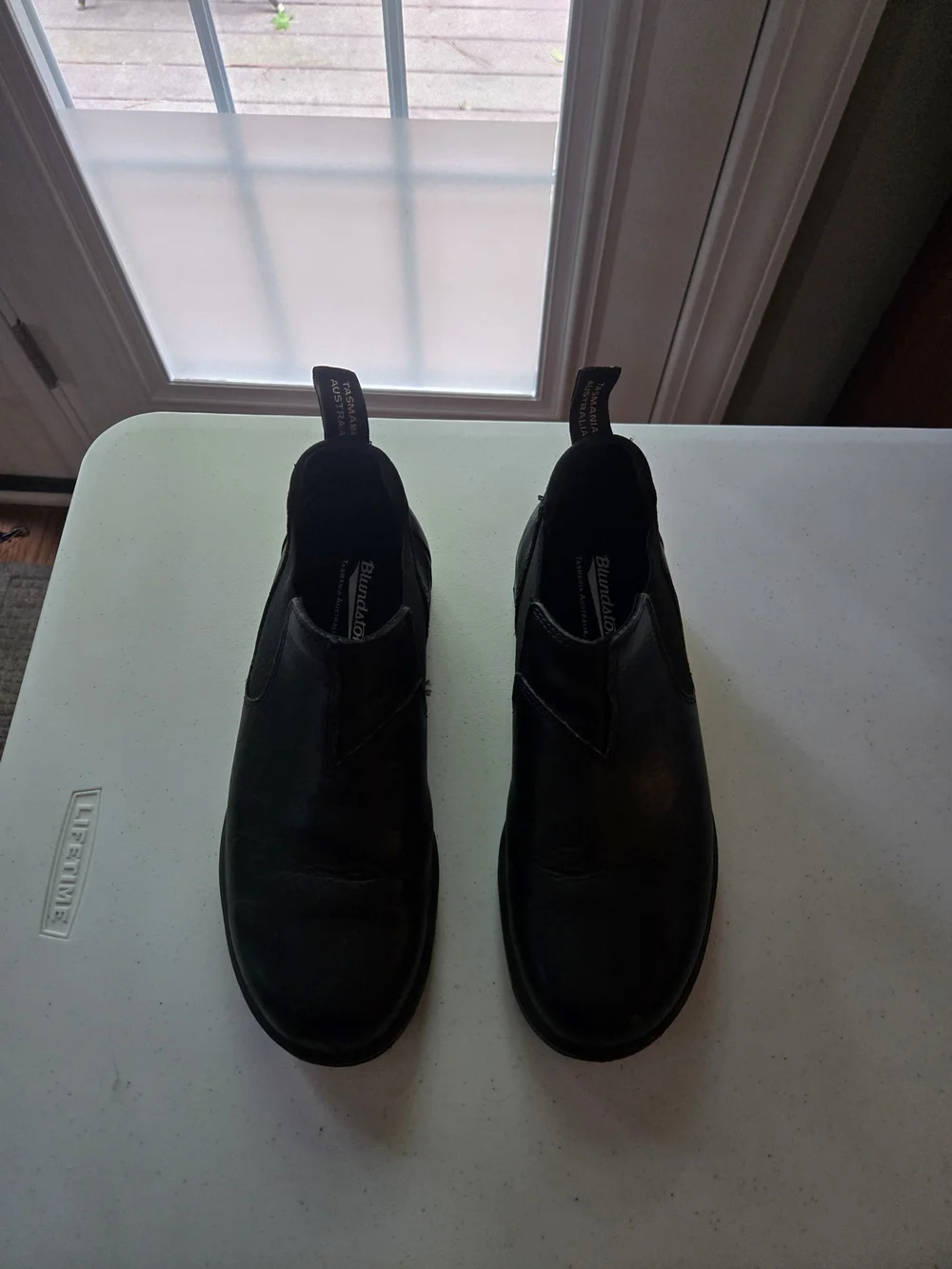 Blundstone Slip-On Leather Low Boots - Black